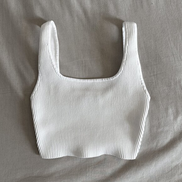 Babaton White Sculpt Knit Squareneck Cropped Tank - Picture 2 of 9